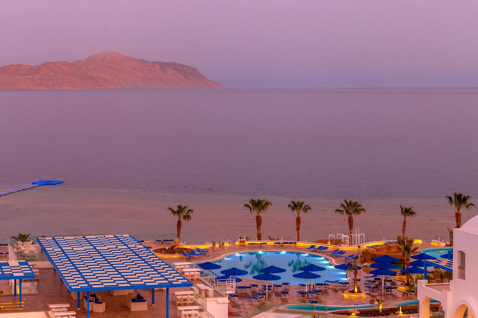 Pickalbatros Palace Sharm - "Aqua Park" Exterior photo The Red Sea coast at Sharm El Sheikh