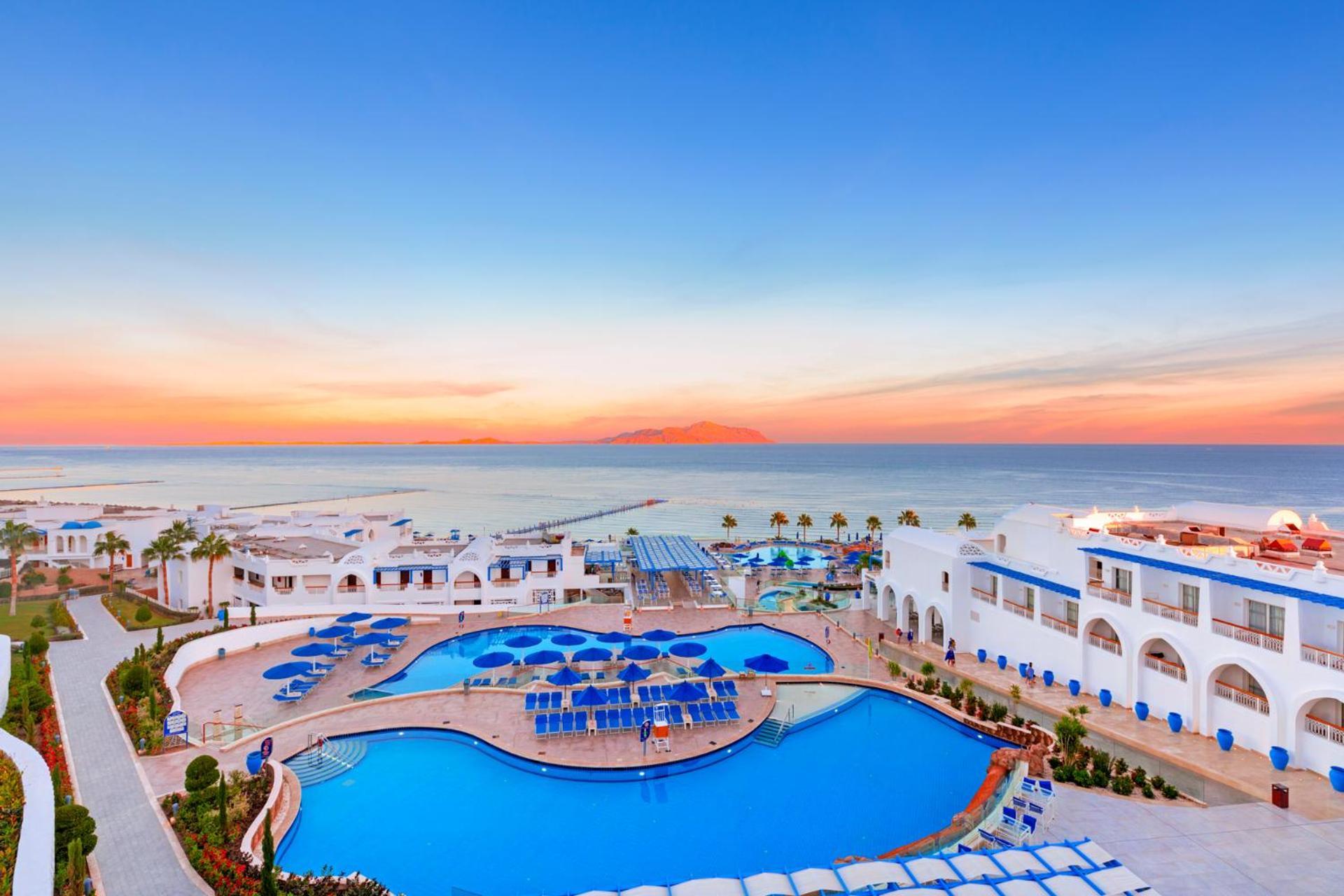 Pickalbatros Palace Sharm - "Aqua Park" Exterior photo Sunset at the Iberostar Grand Hotel Melia, in Playa de Palma, Mallorca, Spain