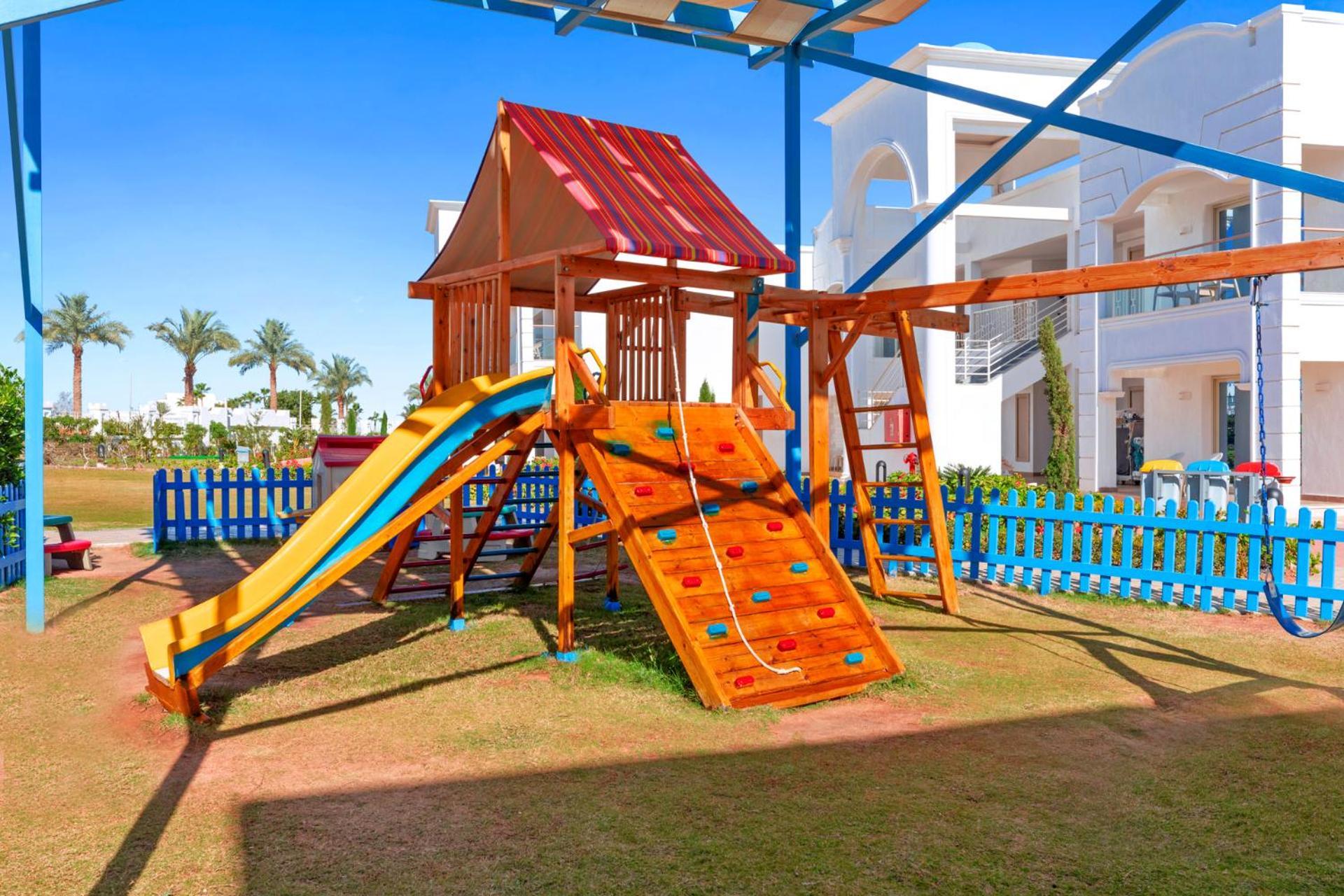 Pickalbatros Palace Sharm - "Aqua Park" Exterior photo Playground
