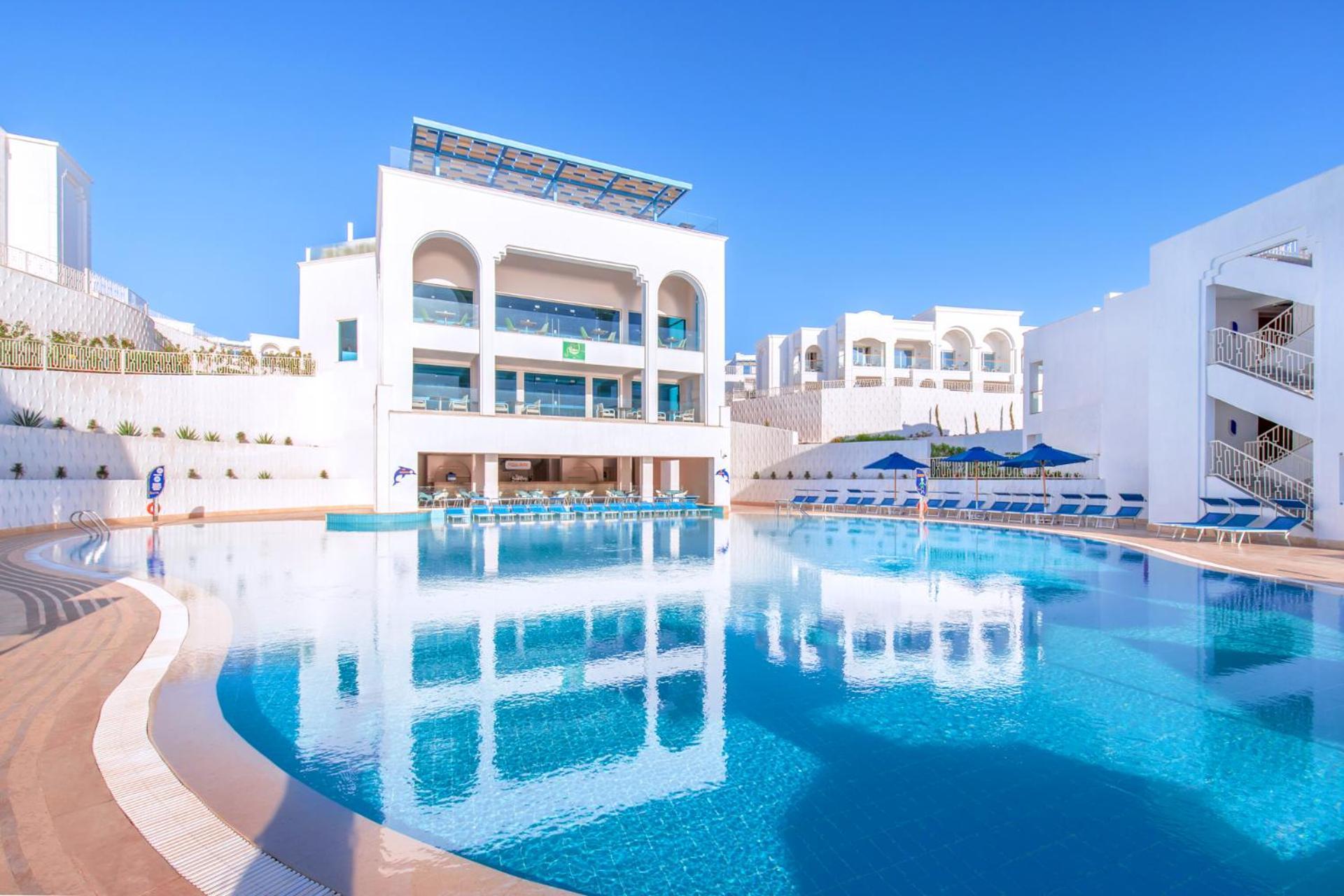 Pickalbatros Palace Sharm - "Aqua Park" Exterior photo The swimming pool at the hotel